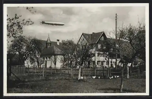 AK Eriskirch, Zeppelin fliegt über St. Theresienheim