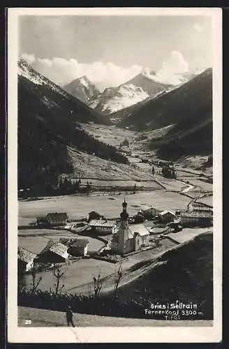 AK Gries i. Sellrain /Tirol, Ortsansicht mit Fernerkogel