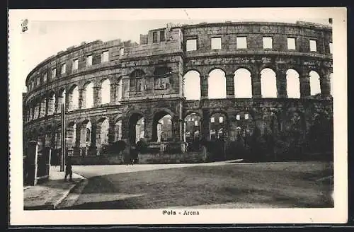 AK Pola, Arena