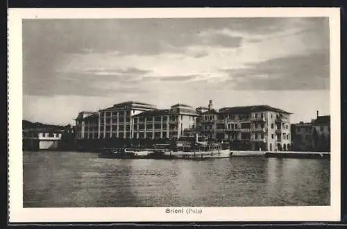 AK Brioni, Hotels an der Küste, Dampfer