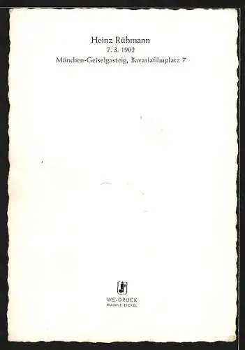 AK Schauspieler Heinz Rühmann lächelt in die Kamera