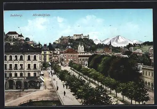 AK Salzburg, Mirabellplatz mit Passanten