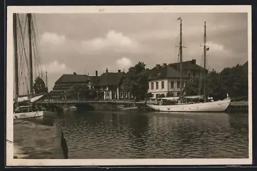 AK Neustadt i. Holst., Hafen mit Segelbooten