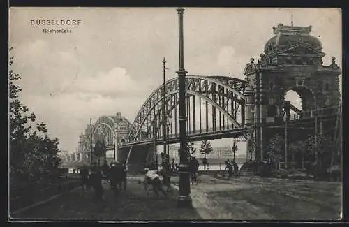 AK Düsseldorf, Rheinbrücke mit spielenden Kindern