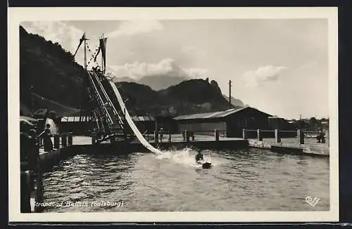 AK Hallein, Badegäste amüsieren sich im Strandbad