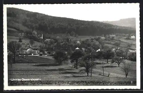 AK Unter Oberndorf, Ortansicht mit Wald und Feldern