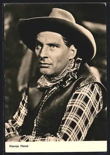 AK Schauspieler Hannjo Hasse im Cowboy-Kostüm