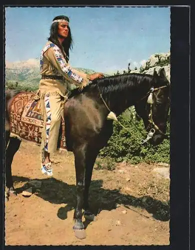 AK Schauspieler Pierre Brice in dem Film Winnetou, Teil 1