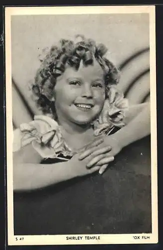AK Schauspielerin Shirley Temple mit lockigem Haar