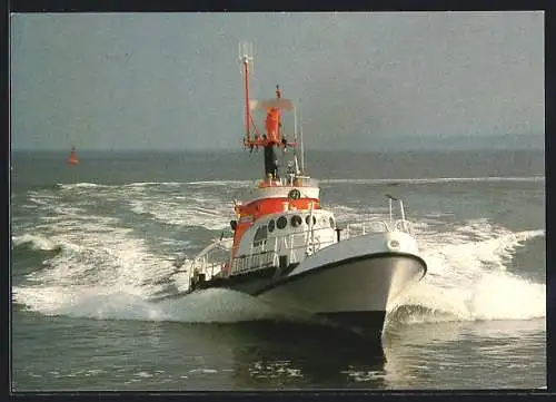AK 17 m Seenot-Rettungsboot Paul Denker in Fahrt