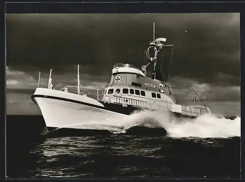 AK Seenotrettungskreuzer Hamburg der DLRG