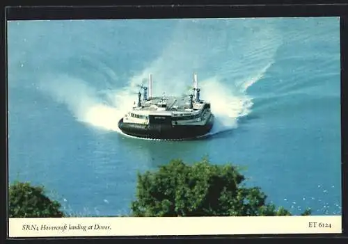AK SRN4 Hovercraft landing at Dover