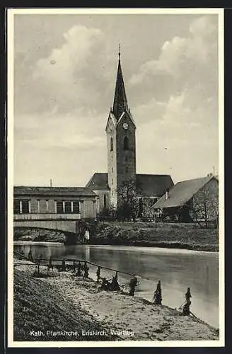 AK Eriskirch /Württ., Flusspartie mit katholischer Pfarrkirche