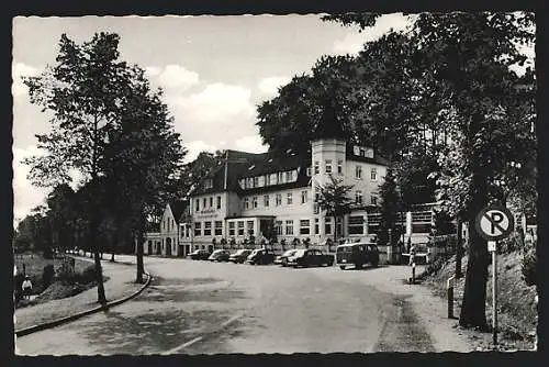 AK Iburg /Teutoburger Wald, Waldhotel Felsenkeller mit Strasse