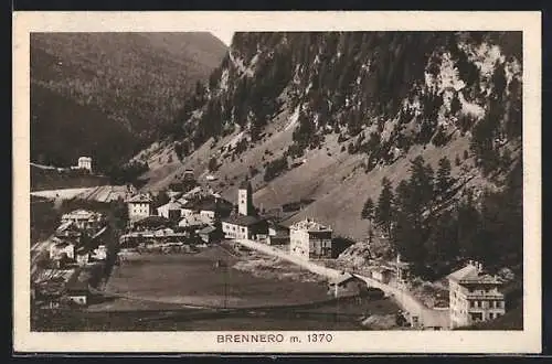 AK Brennero, Ortsansicht mit Bergwand