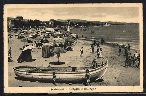AK Giulianova, Spiaggia e passeggio, Boot