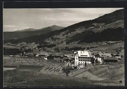 AK Sexten, Moos, Blick auf das Hotel Tre Cime