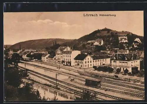 AK Lörrach, Blick über den Bahnhof zum Hühnerberg