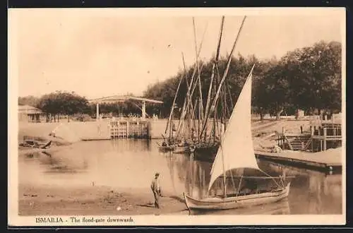 AK Ismailia, L`ecluse vu en oval, Segelboot