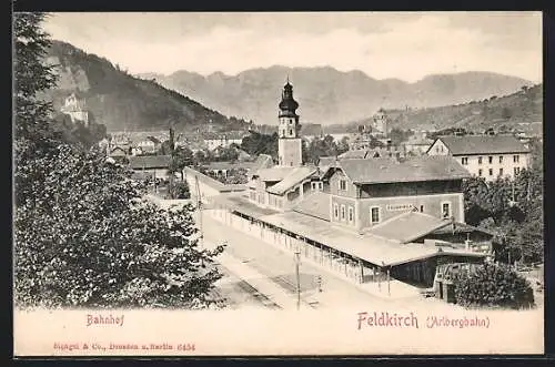 AK Feldkirch, Blick auf den Bahnhof mit Bahnsteig