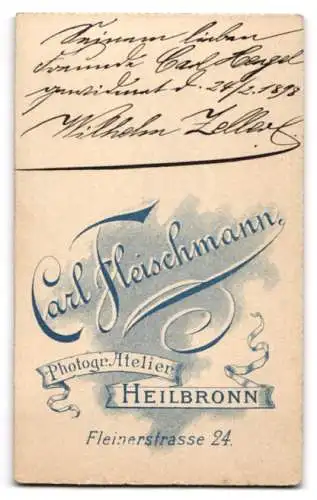 Fotografie Atelier Fleischmann, Heilbronn, Fleinerstr. 24, Junger Mann mit Karierter Krawatte