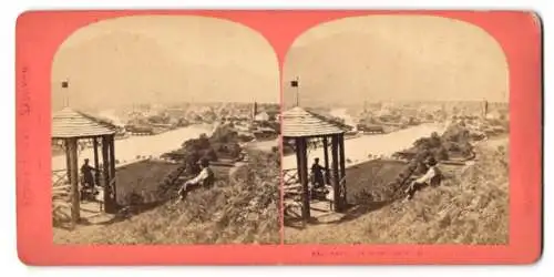 Stereo-Fotografie unbekannter Fotograf, Ansicht Unterseen, Panorama der Stadt vom Aussichtspunkt