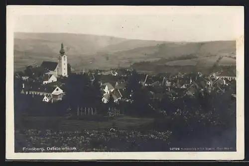 AK Friedberg /Oststeiermark, Ortsansicht mit Blick zur Kirche