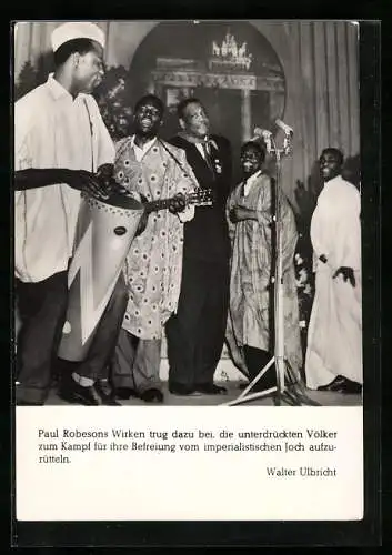 AK Berlin, FDJ Festveranstaltung, Paul Robeson tanzt mit einer afrikanischen Laienkunstgruppe den Befreiungstanz