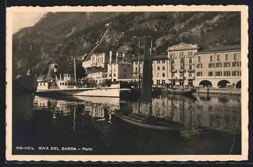 AK Riva Del Garda, Hafensicht mit Hotel Europa