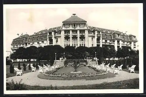 AK Bad Pistyan, Thermia Palace Hotel mit Anlage