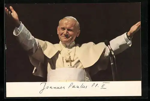 AK Papst Johannes Paul II. hinter einem Mikrophon