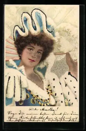 Lithographie Junge Frau im blauen Kleid mit Fell und Hut, Jugendstil