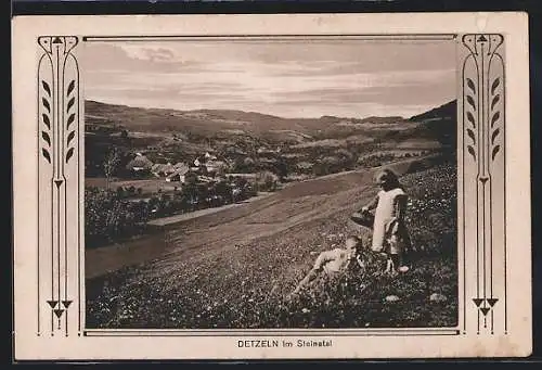 AK Detzeln, Blick auf den Ort im Steinatal, Kinder auf einer Wiese