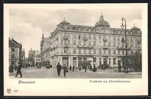 AK Düsseldorf, Parkhotel mit Elberfelderstrasse, Fahrradfahrer