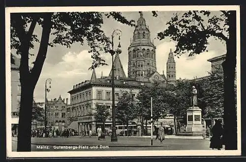 AK Mainz, Gutenbergs-Platz mit Geschäften und Dom