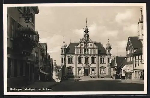 AK Hechingen, Marktplatz mit Rathaus und Apotheke