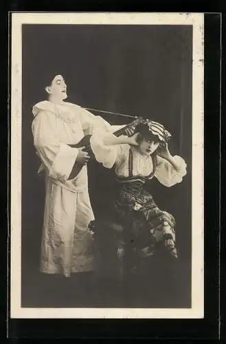 AK Harlekin mit Gitarre und Frau