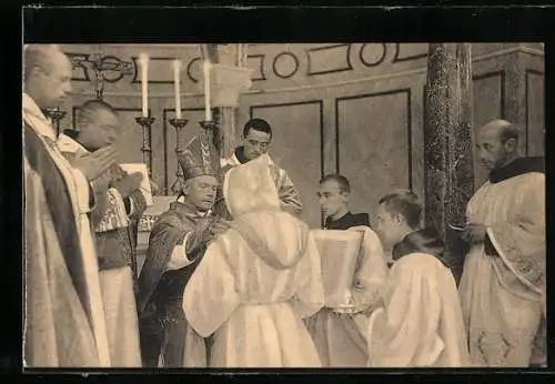 AK Le Pretrise, L`Eveque croise l`Etole sur la poitrine de l`Ordinand