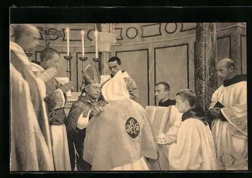 AK La Prêtrise, Imposition de la Chasuble repliée, Religion