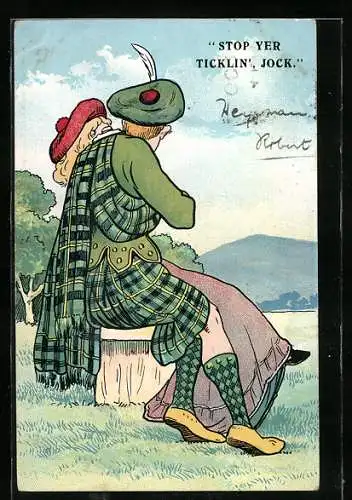 AK Schotte im Kilt sitzt mit Frau auf Parkbank, Erotik