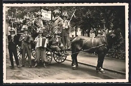 Foto-AK Rietheim / Villingen, Mitglieder des Rekruten-Vereins auf einem Pferdewagen, 1916