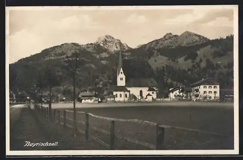 AK Bayrischzell, Ortspartie mit Kirche