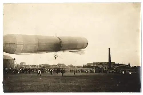 Fotografie M. Branger, Paris, Zeppelin, erste Flugversuche mit französischen Zeppelin