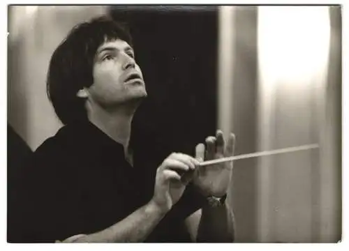 Fotografie Ellinger, Salzburg, Portrait Gustav Kuhn, Dirigent