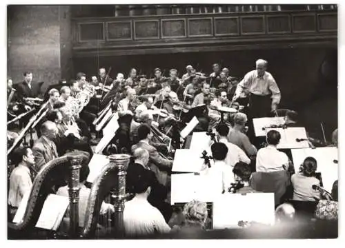 Fotografie Felicitas, München, Portrait Dirigent Mrawinski mit seinem Orchester