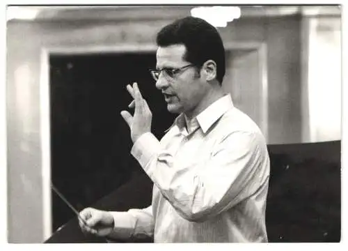 Fotografie Ellinger, Salzburg, Portrait Gerhard Wimberger, Dirigent