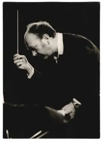 Fotografie Ellinger, Salzburg, Portrait Dirigent Milan Horvat