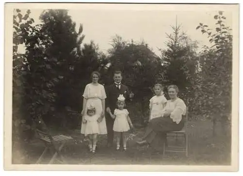 16 Fotografien Ansicht Oberlungwitz i. S., Strickmaschinenfabrik Paul Bässler, Maschinen & Familien-Portrait Bässler