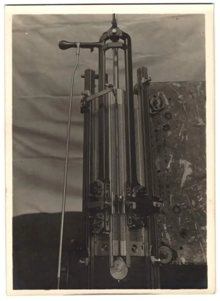 16 Fotografien Ansicht Oberlungwitz i. S., Strickmaschinenfabrik Paul Bässler, Maschinen & Familien-Portrait Bässler 7