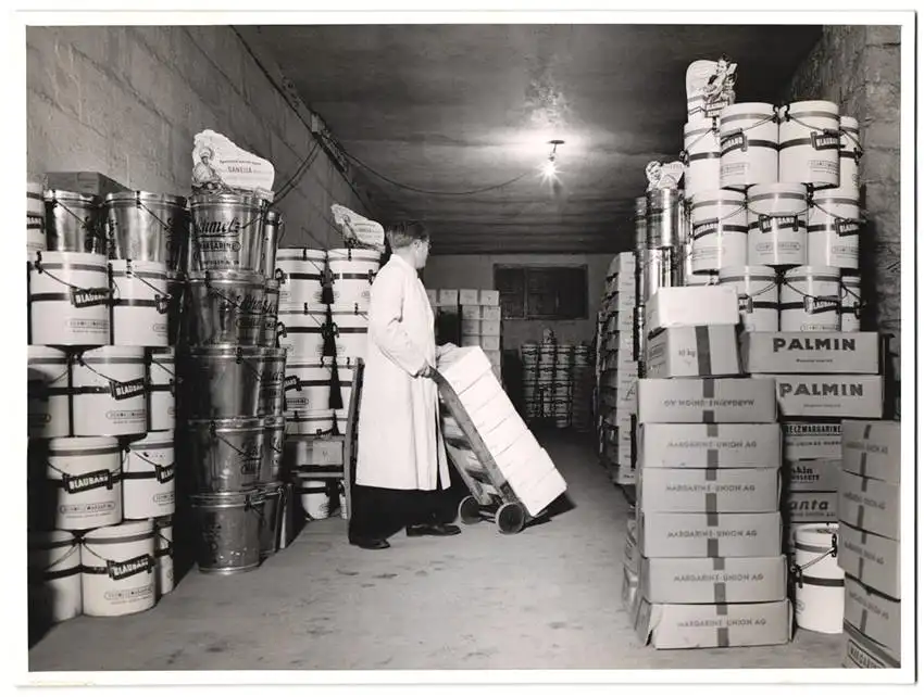 15 Fotografien M. Gardill, Bamberg, Ansicht Bamberg, Spedition A. Kraemer, Thorackerstr. 3a, LKW Fuhrpark & Prospekt 5